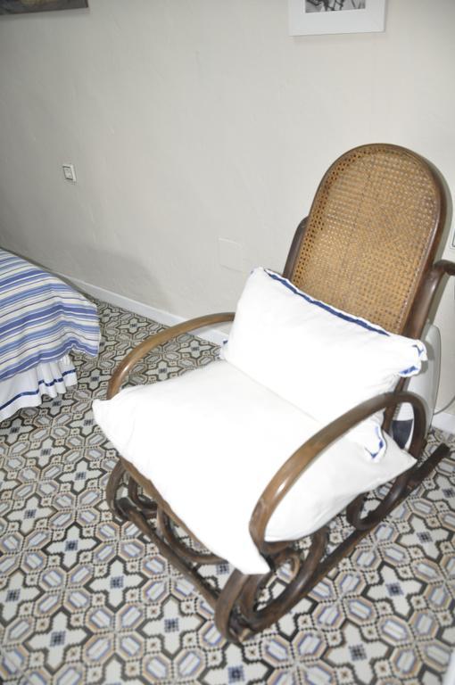 Casa Andrea La Abuela Apartment เวเฮร์ เด ลา ฟรอนเตรา ภายนอก รูปภาพ